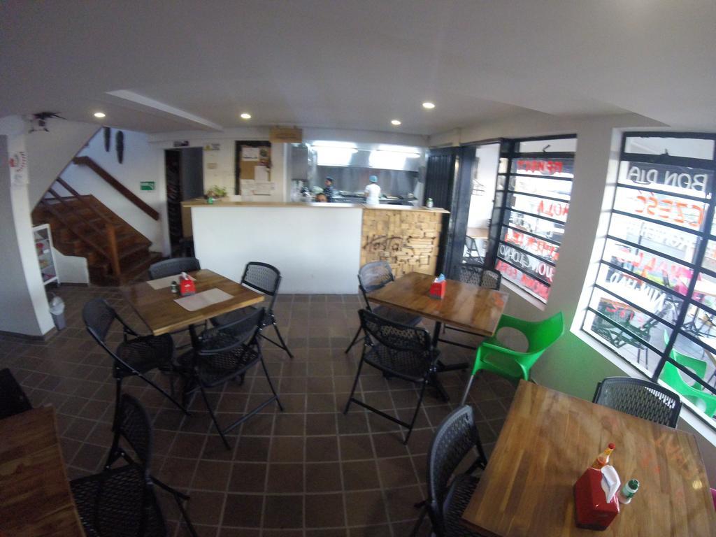 Hostal De La 57 Манисалес Екстериор снимка